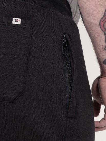 D555 Dexter 1 Cargo Jogger With Bear Embroidery TALL Fekete - TALL melegítőnadrág - TALL melegítőnadrágok magas férfiaknak