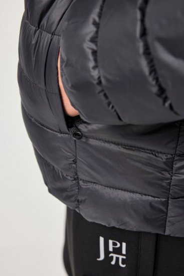 JAY-PI Lightly Quilted Jacket with a Hoodie Black - Kabátok - Nagyméretű Kabátok - 2XL-8XL