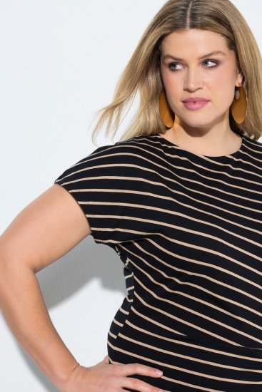 Ulla Popken 848921 Csíkos jersey ruha megkötős övvel Fekete - Maxi ruhák - Női plus size maxiruhák