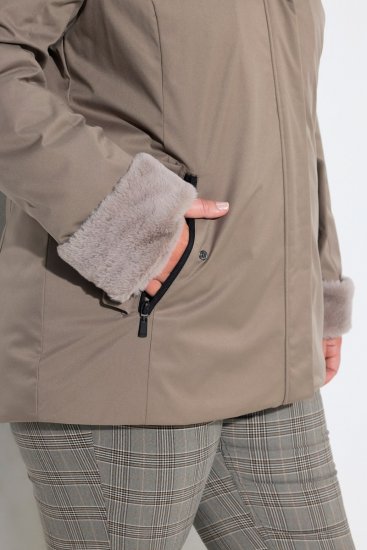 Ulla Popken 850509 Műszőrme dzseki Taupe - Dzsekik - Nagy méretű női dzsekik