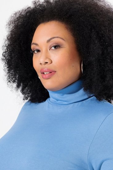 Ulla Popken Basic Long Sleeve Slim Fit Turtleneck Light Cornflower - Bluzy & bluzy z kapturem - Kényelmes pulóverek és kapucnisok