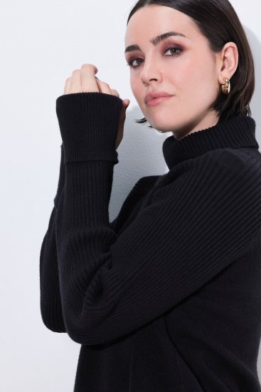 Ulla Popken Turtleneck Sweater with Ribbed Inserts Black - Bluzy & bluzy z kapturem - Kényelmes pulóverek és kapucnisok